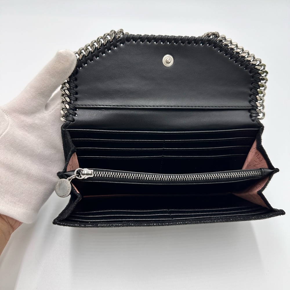 STELLA MCCARTNEY
Vegan Suede Continental Wallet - Picture 6 of 11